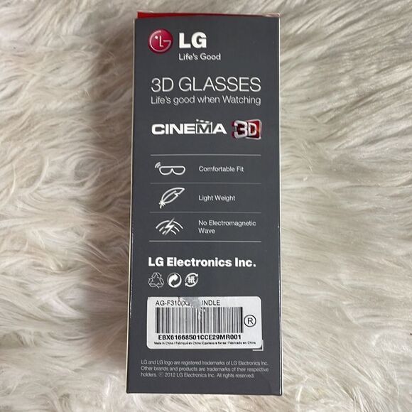 Genuine LG Cinema 3D Glasses AG-F310-  Two Pairs New! - Picture 2 of 3